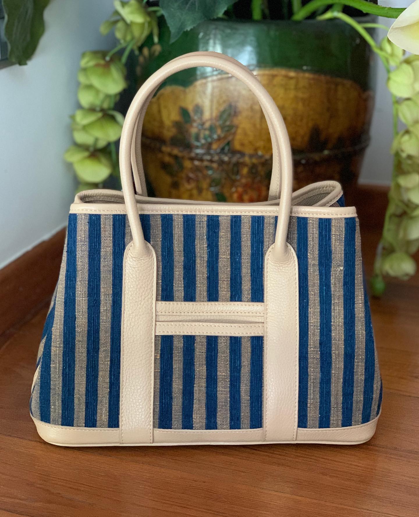 Belle handbag - Image 17